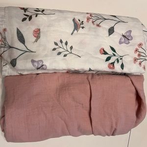 Like new little planet girls swaddle blankets